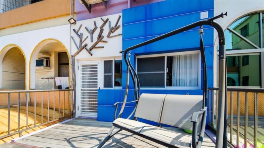 小黑琵416輕旅 Little Happy Hostel Tainan Bagian luar foto