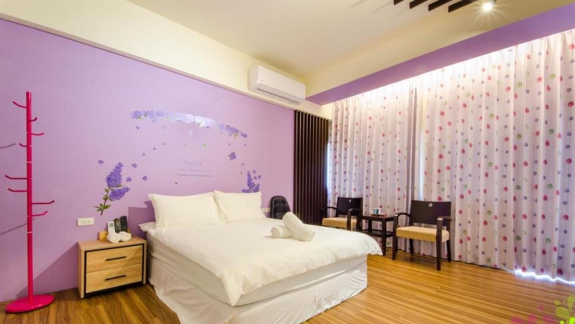 小黑琵416輕旅 Little Happy Hostel Tainan Bagian luar foto
