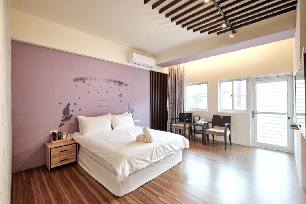 小黑琵416輕旅 Little Happy Hostel Tainan Bagian luar foto